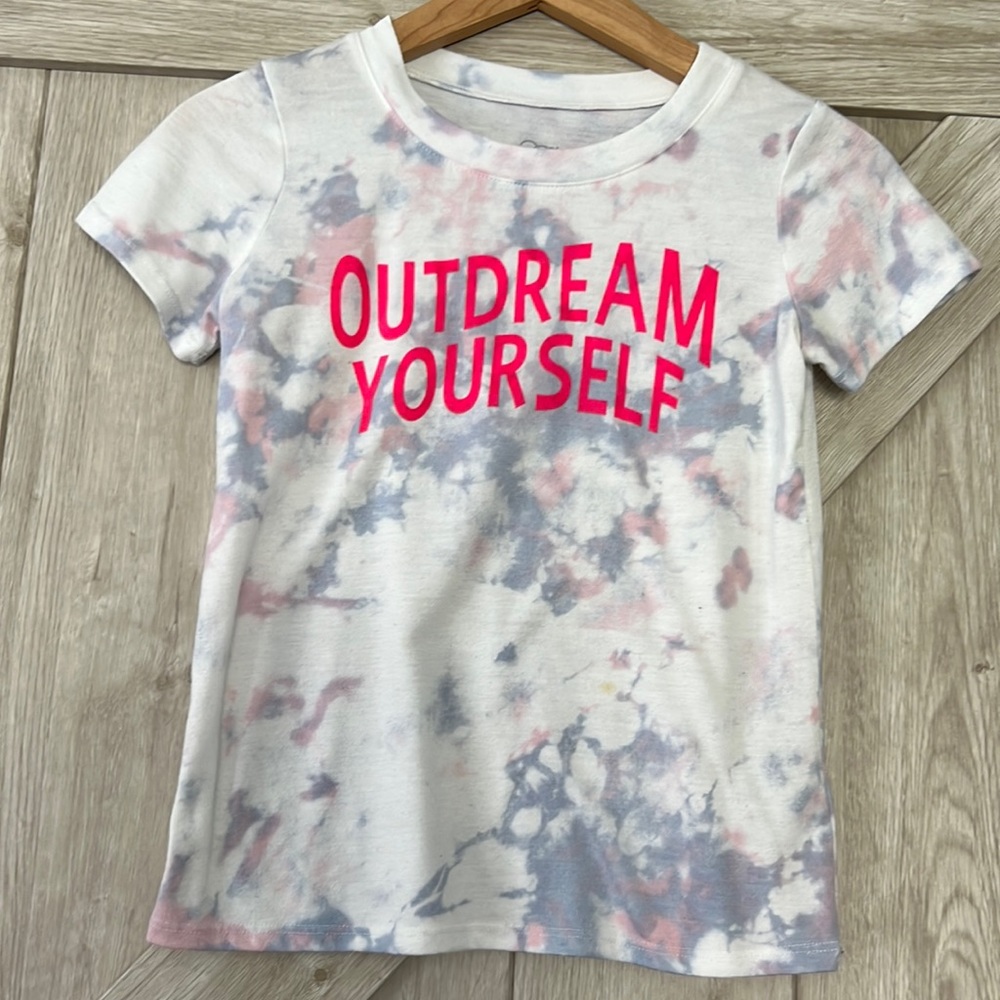 Tie die tee